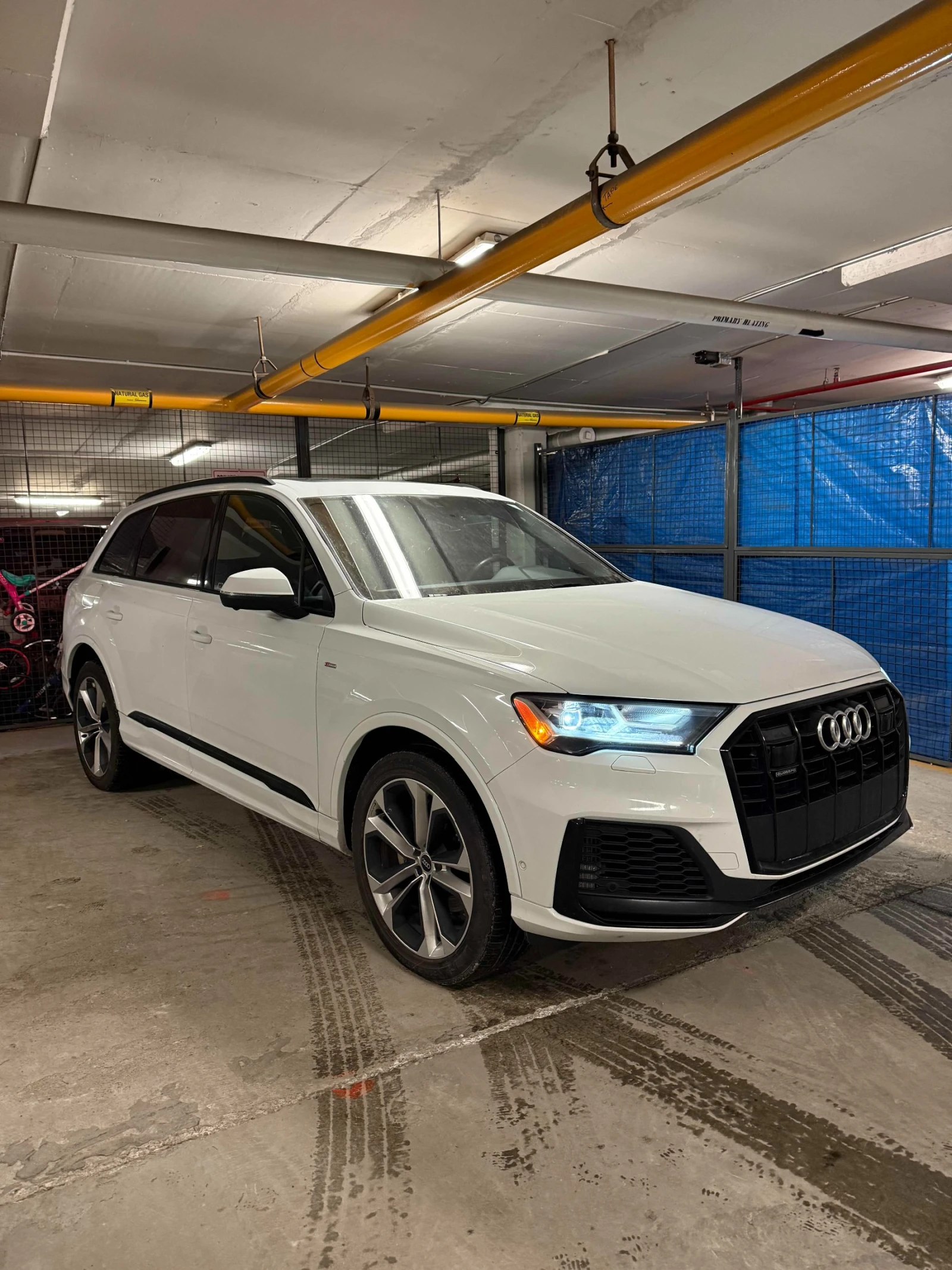 Audi Q7 * Quattro AWD * CARFAX* ОПЦИЯ ЗА ФИНАНСИРАНЕ* , снимка 1