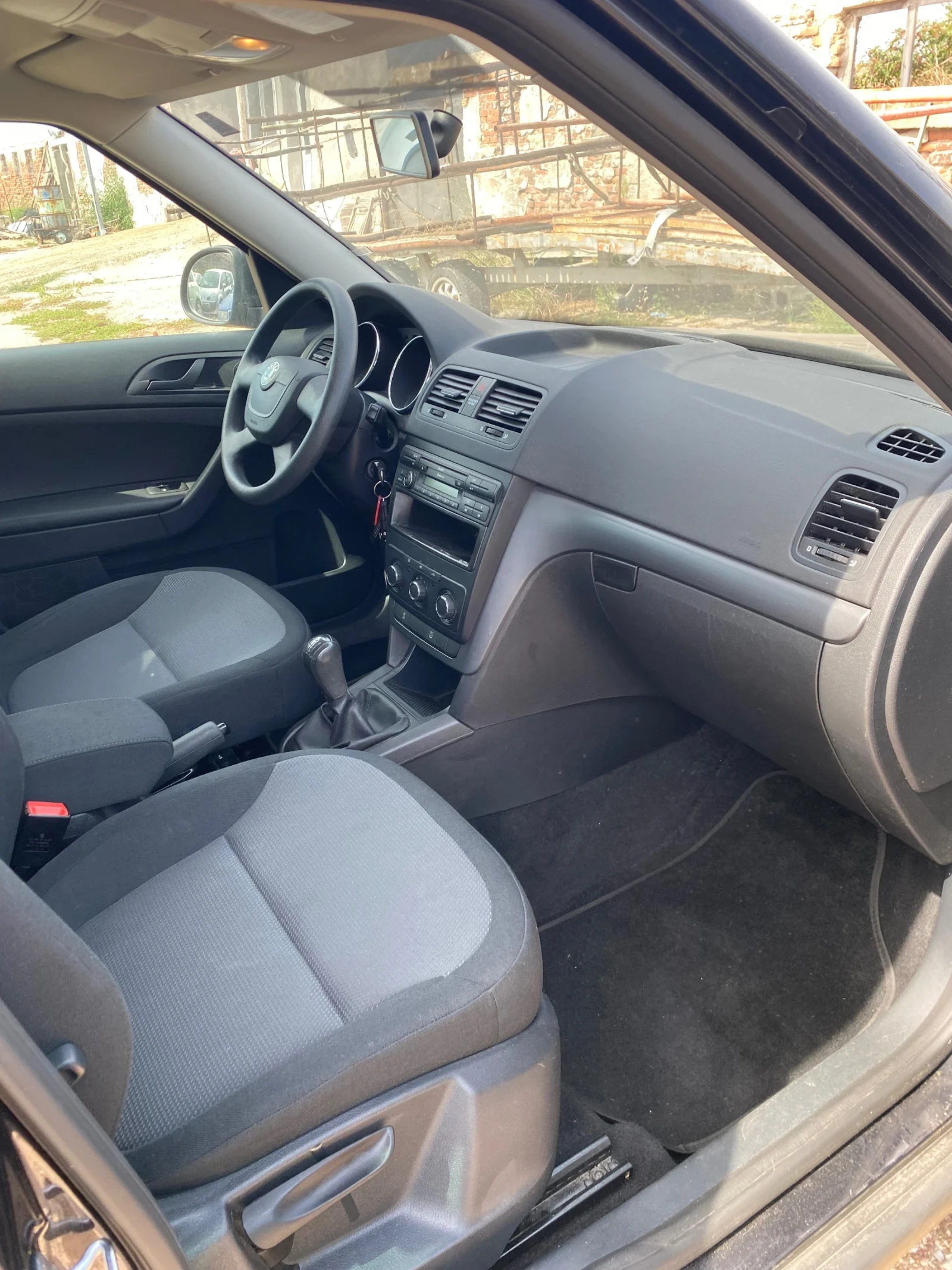 Skoda Yeti 1.2 BENZIN AUSTRIA - изображение 9