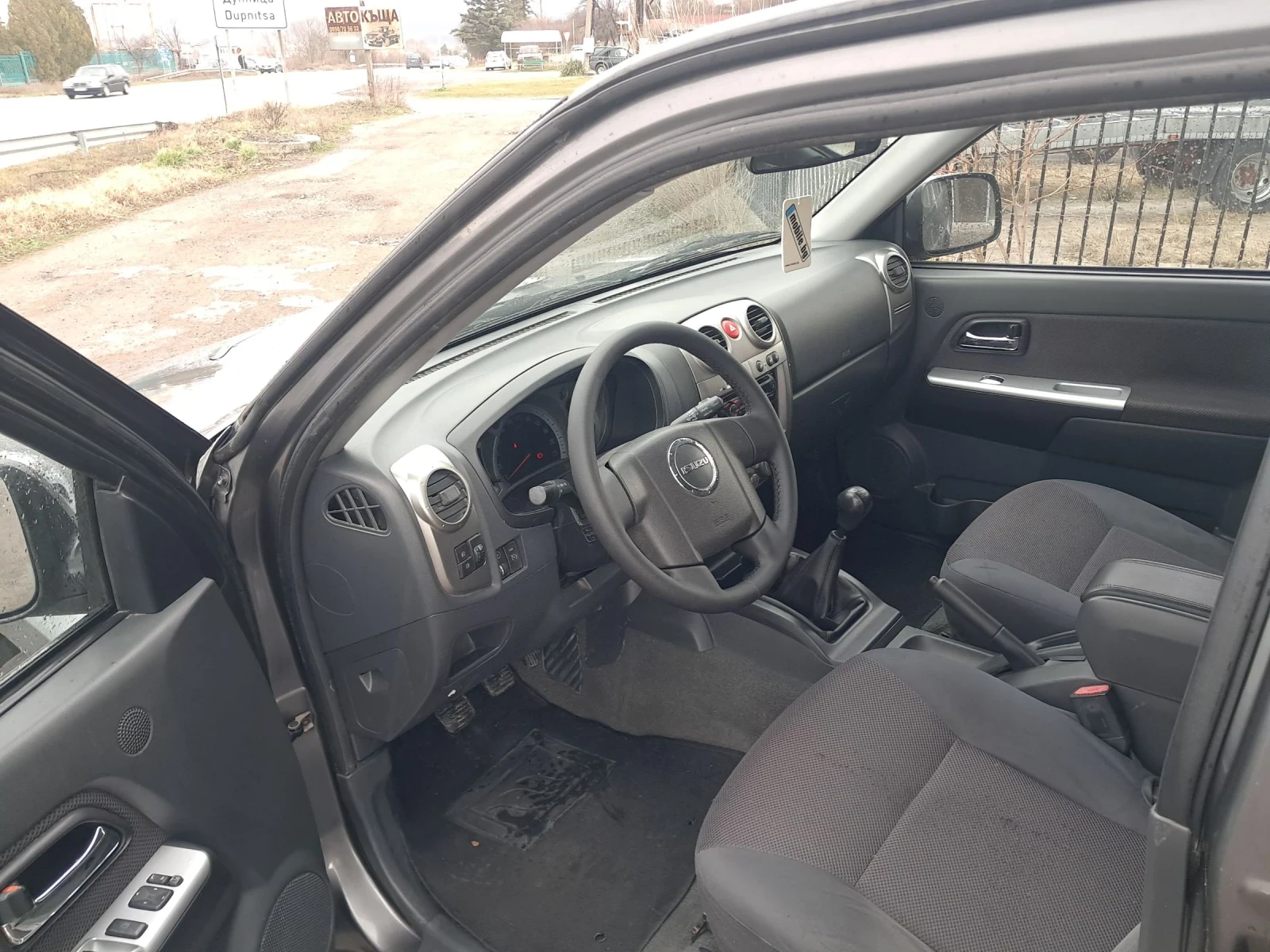 Isuzu D-max 4�4   | Mobile.bg � ����������� 9
