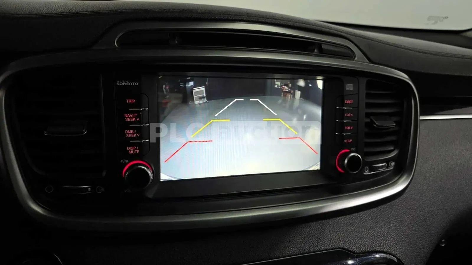 Kia Sorento, снимка 16 - Автомобили и джипове - 54205653