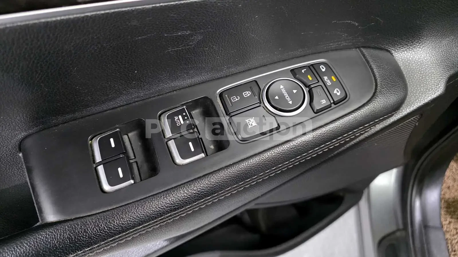 Kia Sorento, снимка 13 - Автомобили и джипове - 54205653