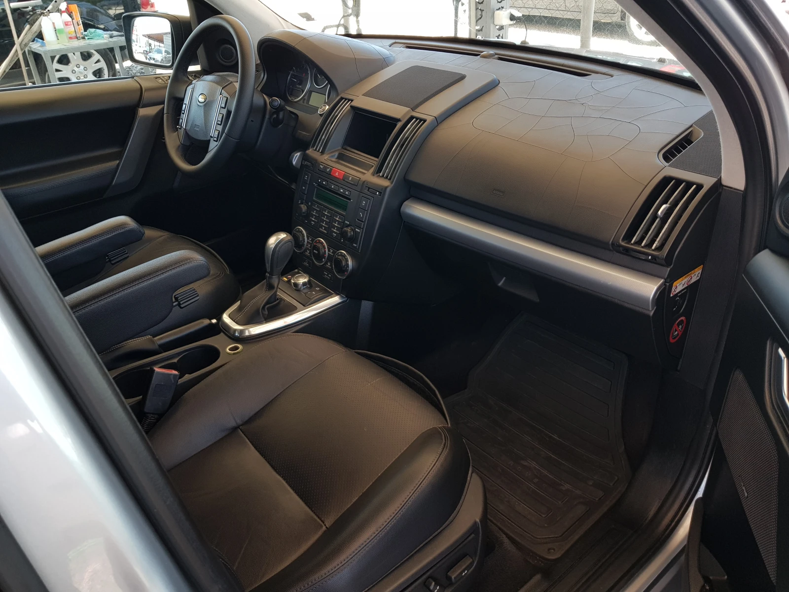 Land Rover Freelander 2.2 TD4 AWD-160 к.с. АВТОМАТИК, снимка 11 - Автомобили и джипове - 54915141