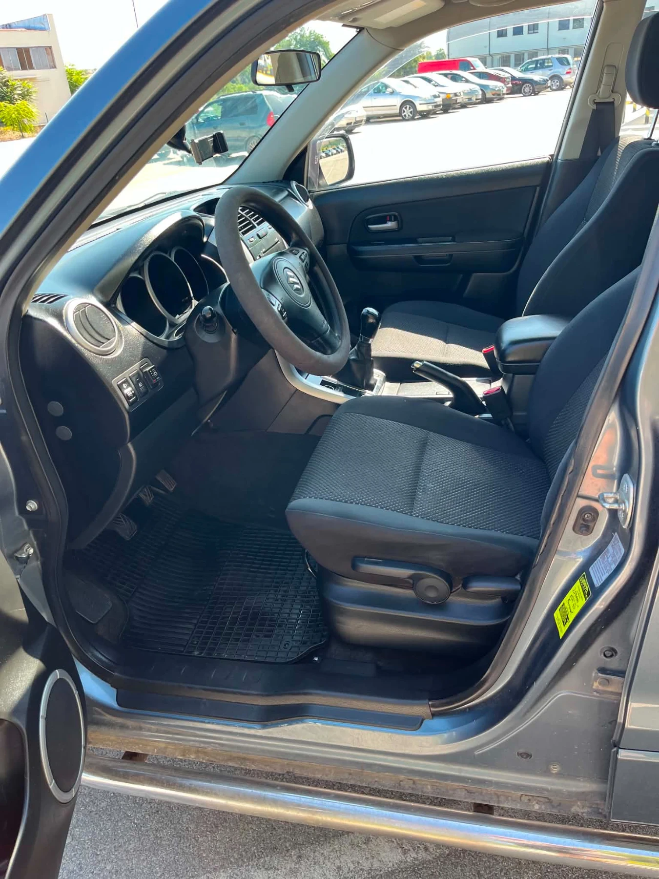 Suzuki Grand vitara 2.0 газ бензин 2008 г, снимка 6 - Автомобили и джипове - 55458646