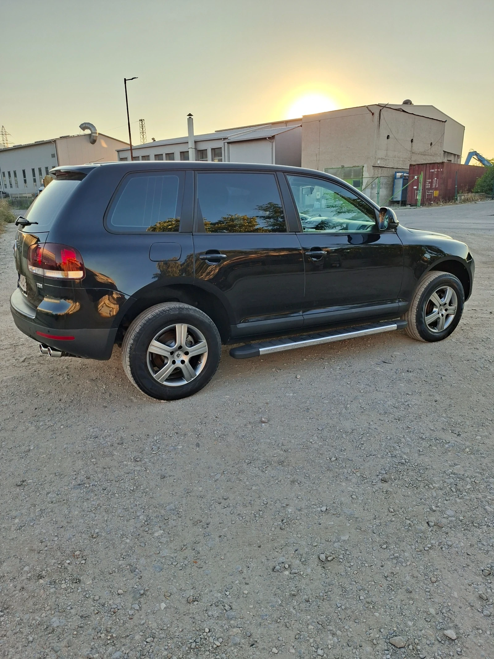 VW Touareg От ГЕРМАНИЯ, снимка 6 - Автомобили и джипове - 55494217