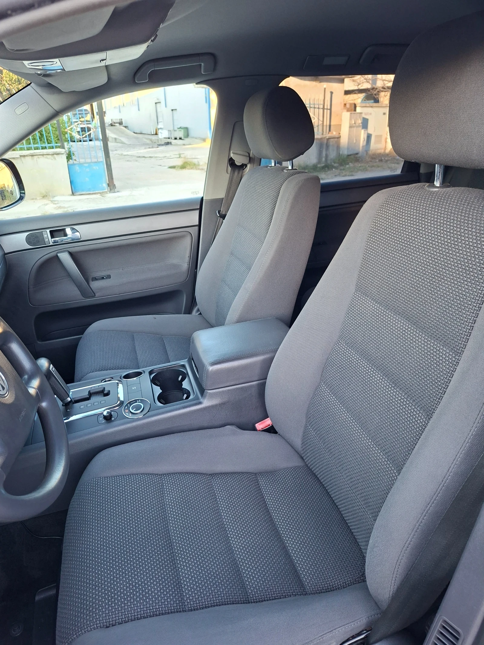 VW Touareg От ГЕРМАНИЯ, снимка 10 - Автомобили и джипове - 55494217
