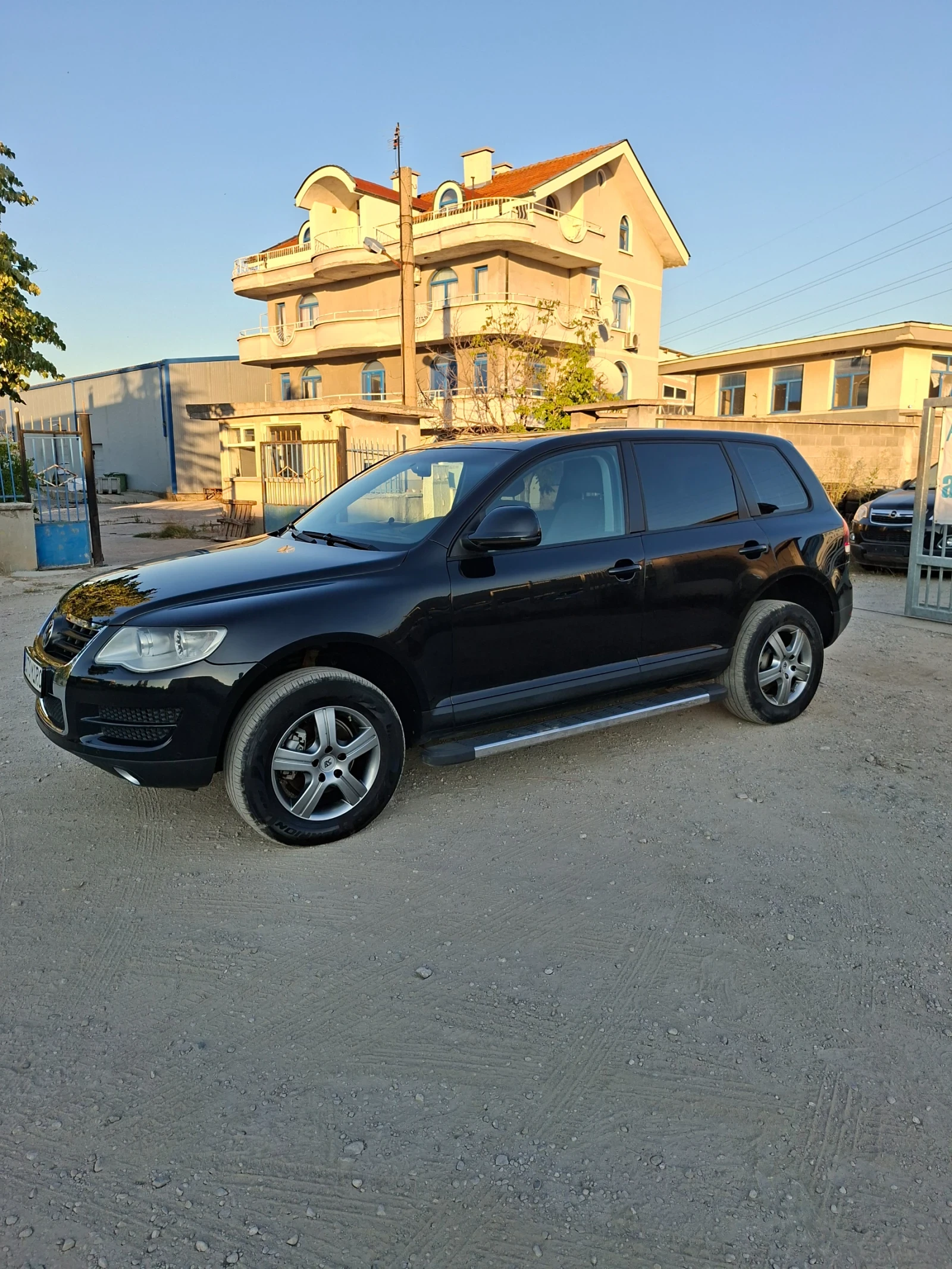 VW Touareg От ГЕРМАНИЯ, снимка 2 - Автомобили и джипове - 55494217