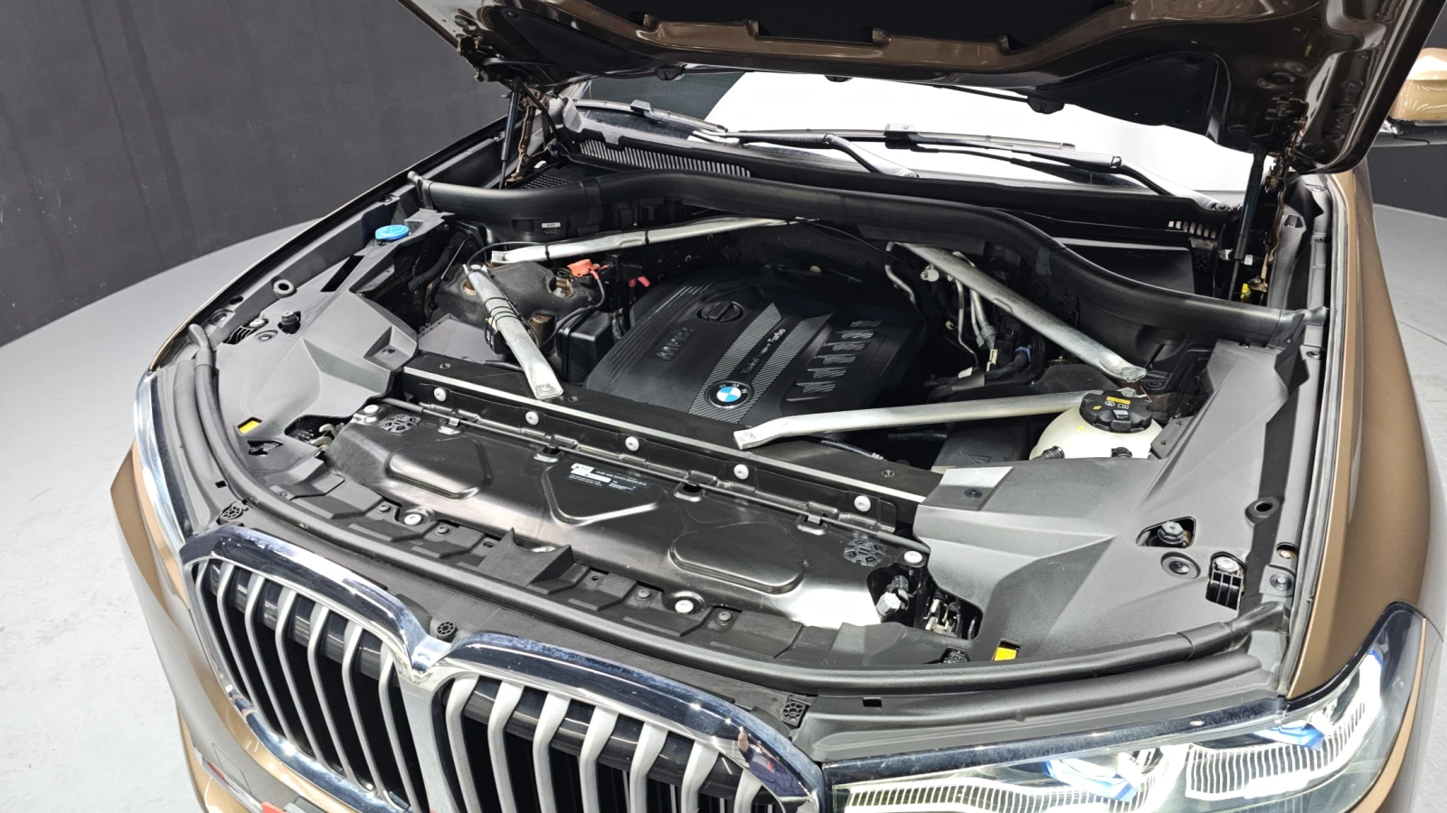 BMW X7 xDrive30d* HUD* SOFT CLOSE* 360* КРАЙНА ЦЕНА, снимка 6 - Автомобили и джипове - 55496080