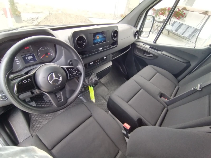 Mercedes-Benz Sprinter 316CDI НЕРАЗЛИЧИМ ОТ НОВ!! ! , снимка 10 - Бусове и автобуси - 47171297