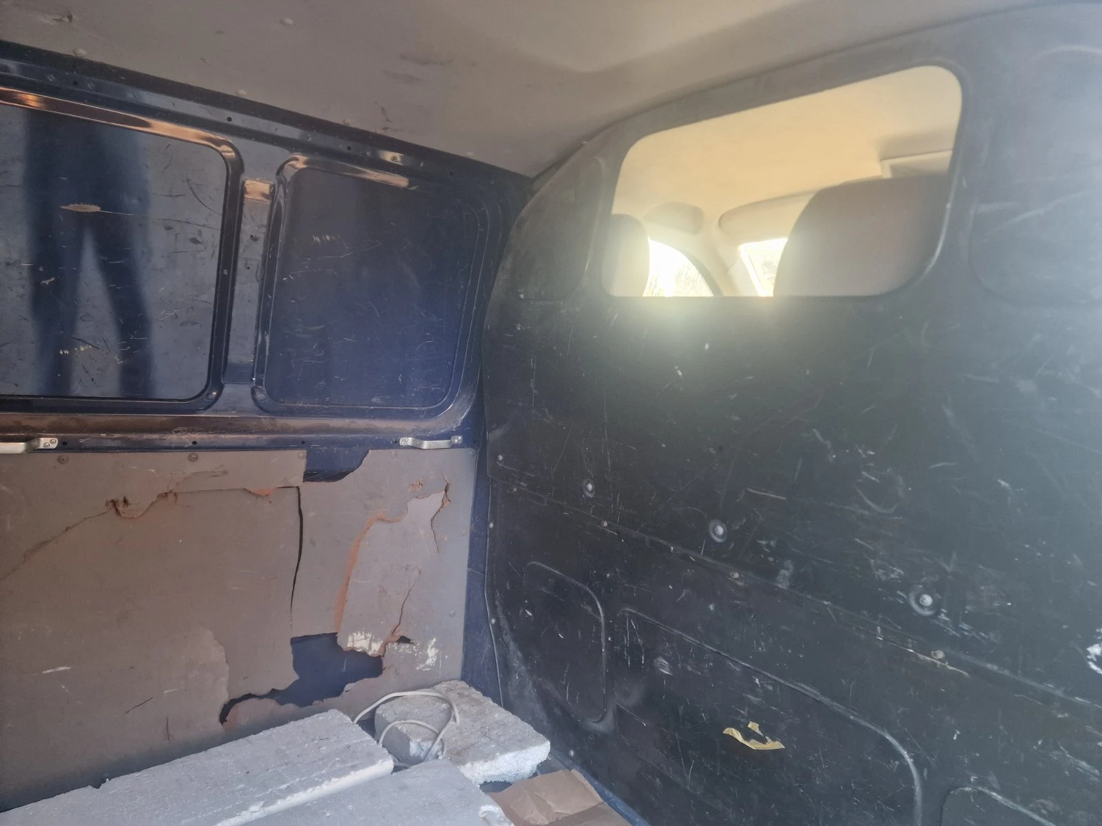 VW T5, снимка 9 - Бусове и автобуси - 54605811