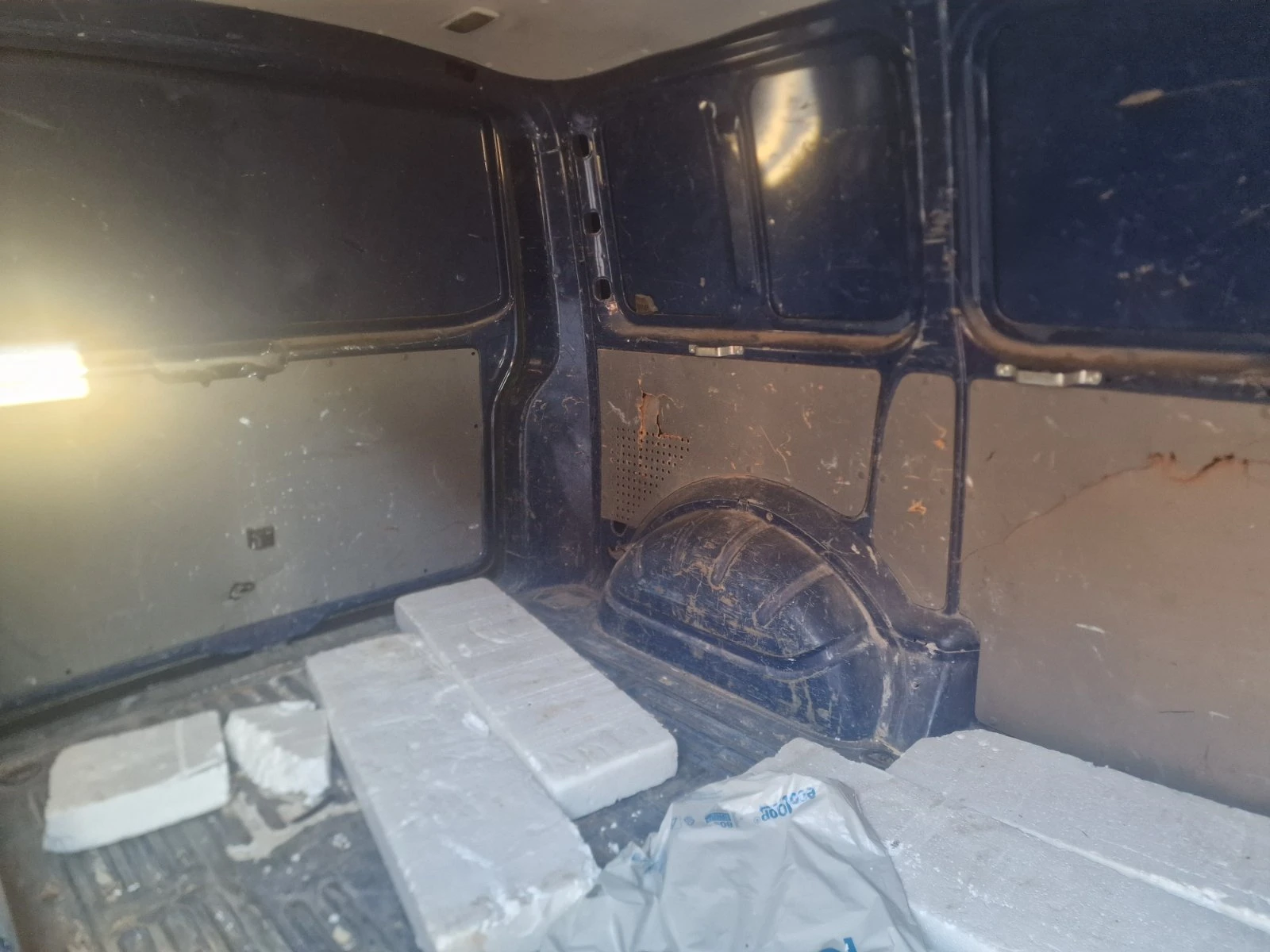 VW T5, снимка 8 - Бусове и автобуси - 54605811