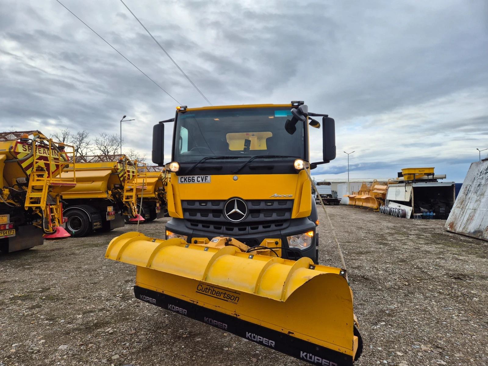 Mercedes-Benz Arocs 4x4 - изображение 2