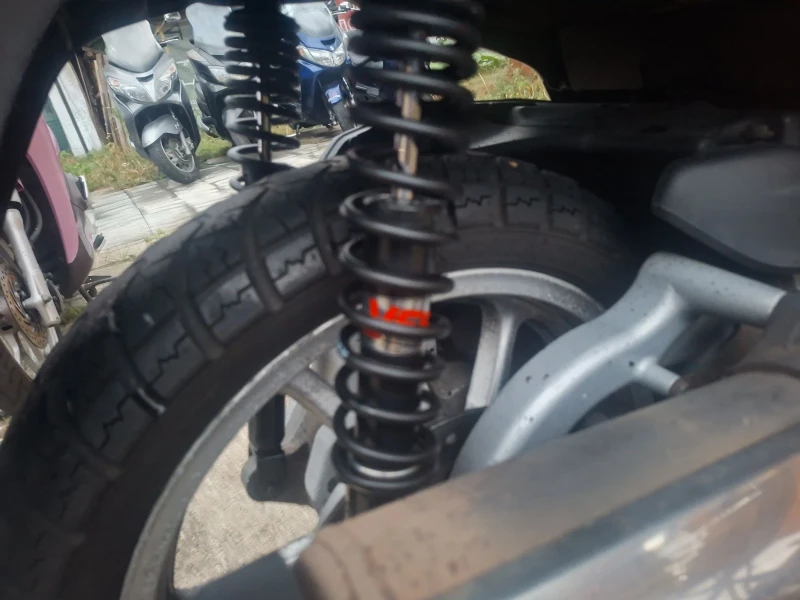 Honda Sh Оферта 300ie 2012Год., снимка 8 - Мотоциклети и мототехника - 51886172