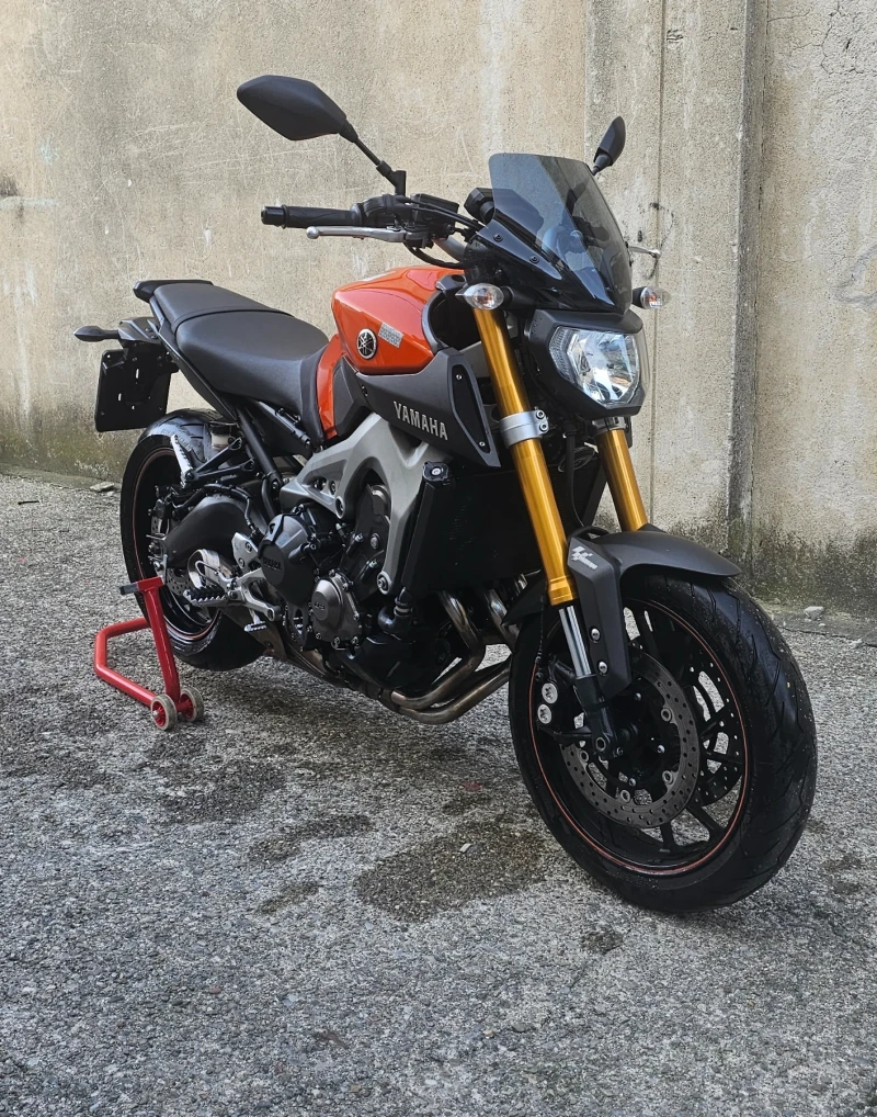 Yamaha Mt-09 Перфектен!, снимка 2 - Мотоциклети и мототехника - 52576011