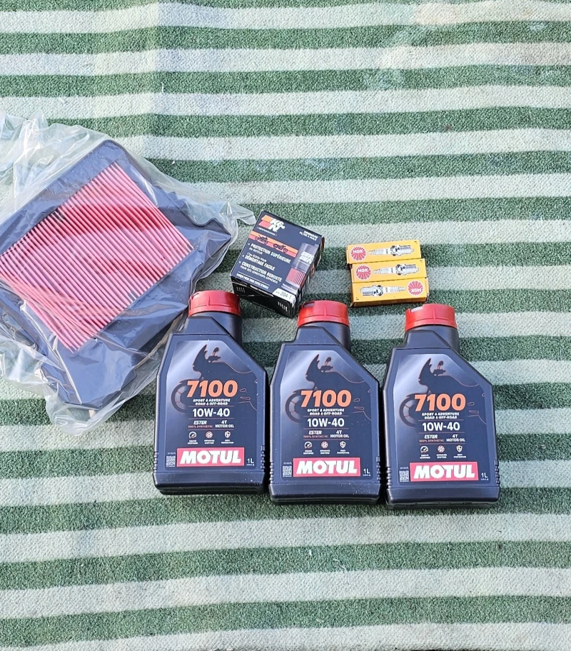 Yamaha Mt-09 Перфектен!, снимка 13 - Мотоциклети и мототехника - 52576011