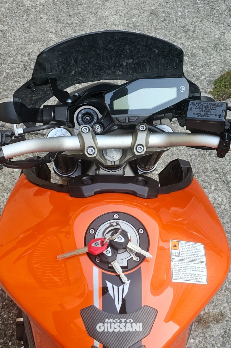 Yamaha Mt-09 Перфектен!, снимка 10 - Мотоциклети и мототехника - 52576011