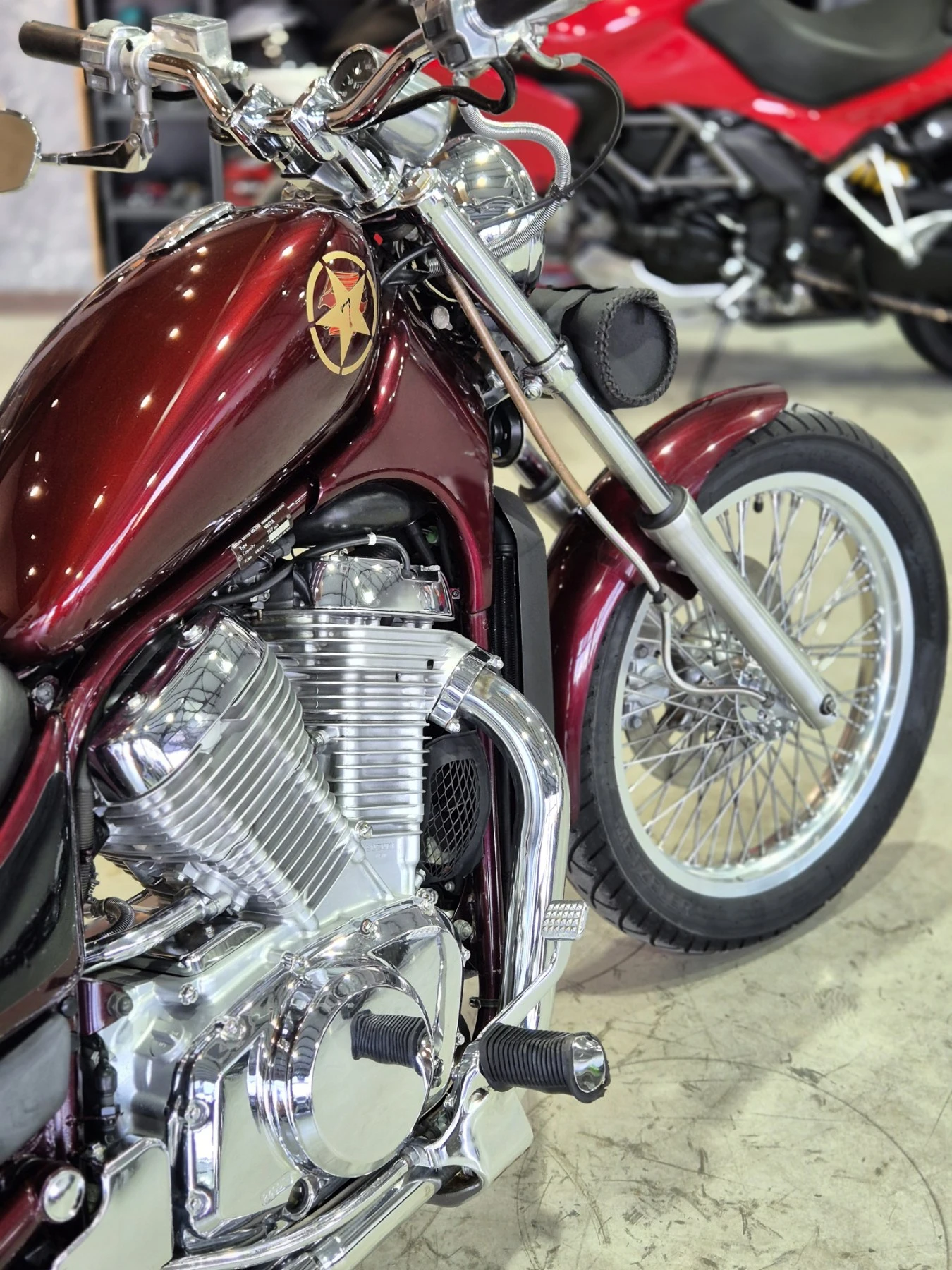 Suzuki Intruder VS 750 Нов внос от Швейцария!!, снимка 10 - Мотоциклети и мототехника - 55287105
