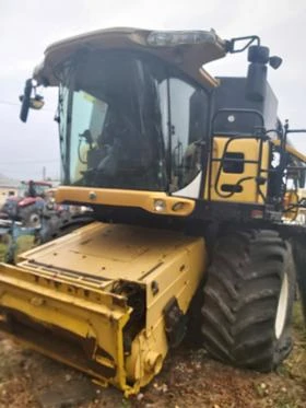Комбайн New Holland CR 9080 T3 с хедер BISO 9m V, снимка 13
