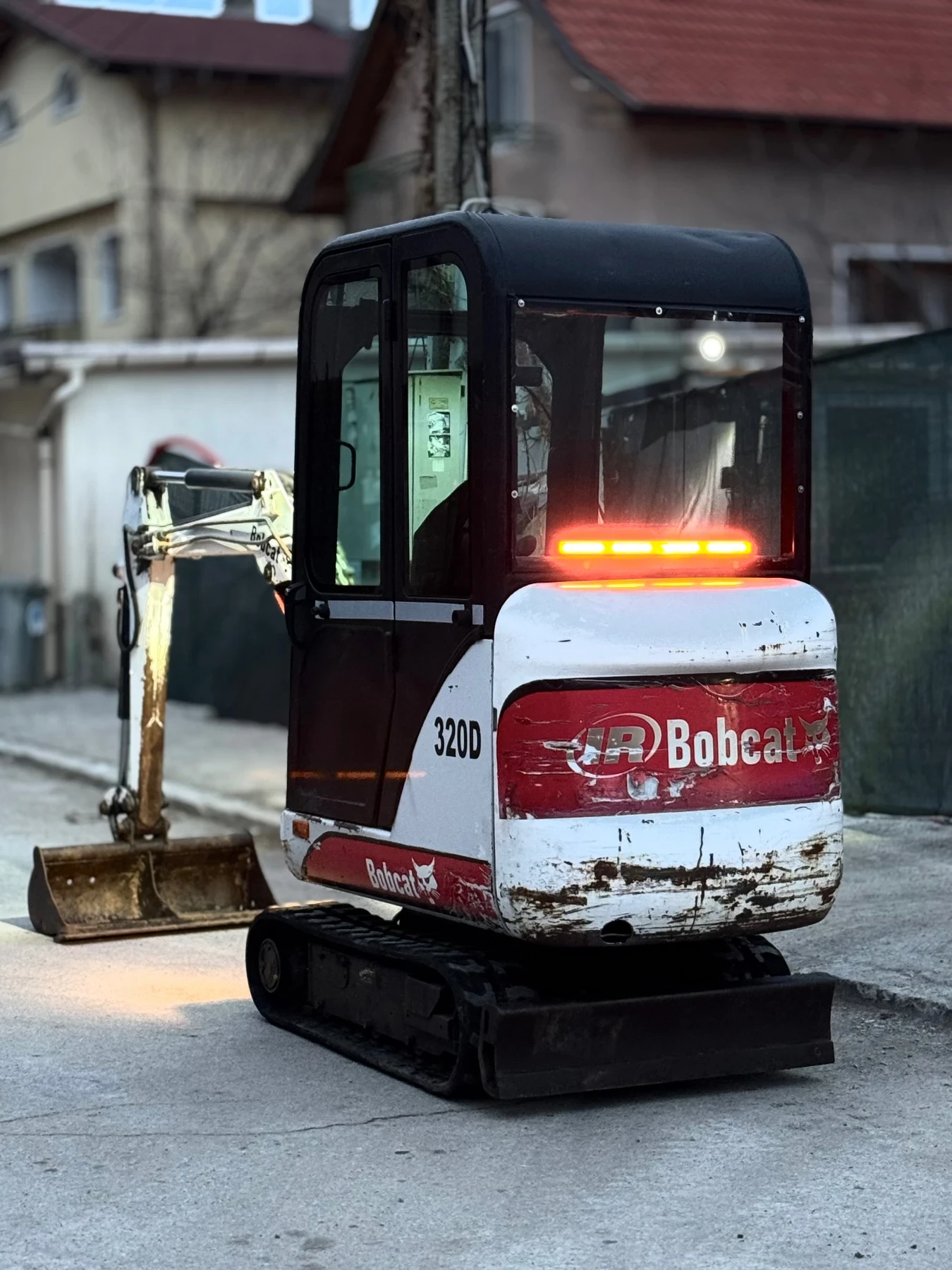 ����� Bobcat 320D | Mobile.bg � ����������� 7