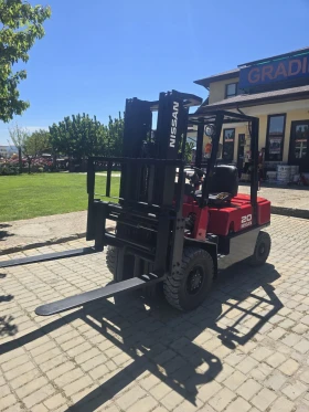 ������� Nissan 2.0 ton, �������� �� �������� ����-����� | Mobile.bg � ����� ������ 3