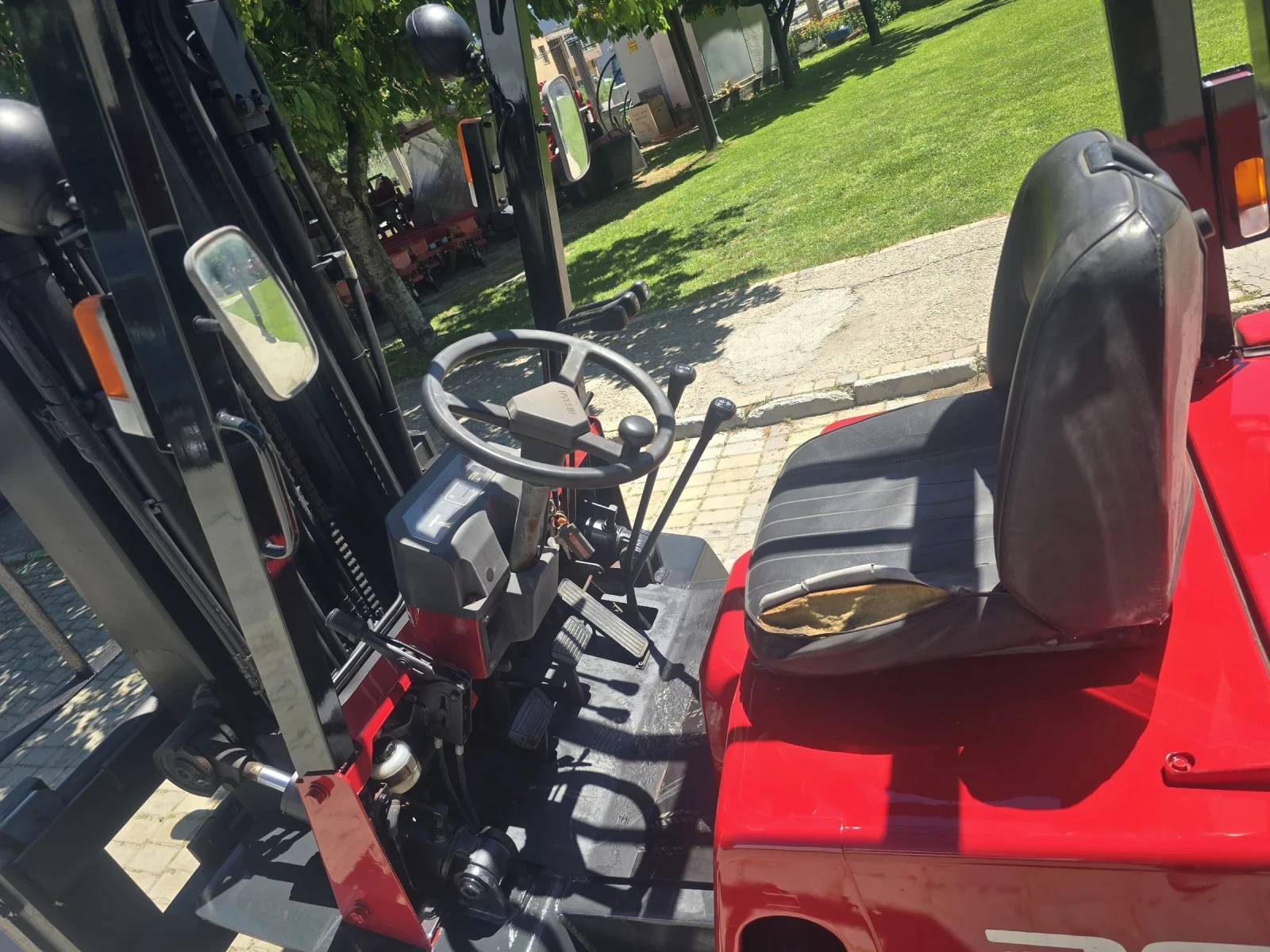 ������� Nissan 2.0 ton, �������� �� �������� ����-����� | Mobile.bg � ����������� 4