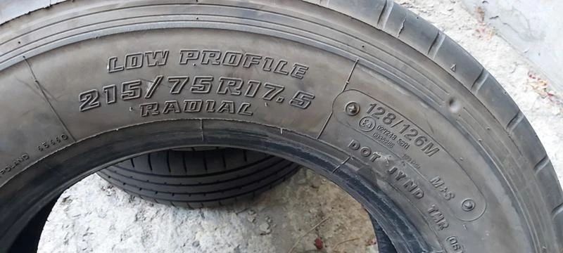 Гуми Летни 215/75R17.5, снимка 5 - Гуми и джанти - 41998907