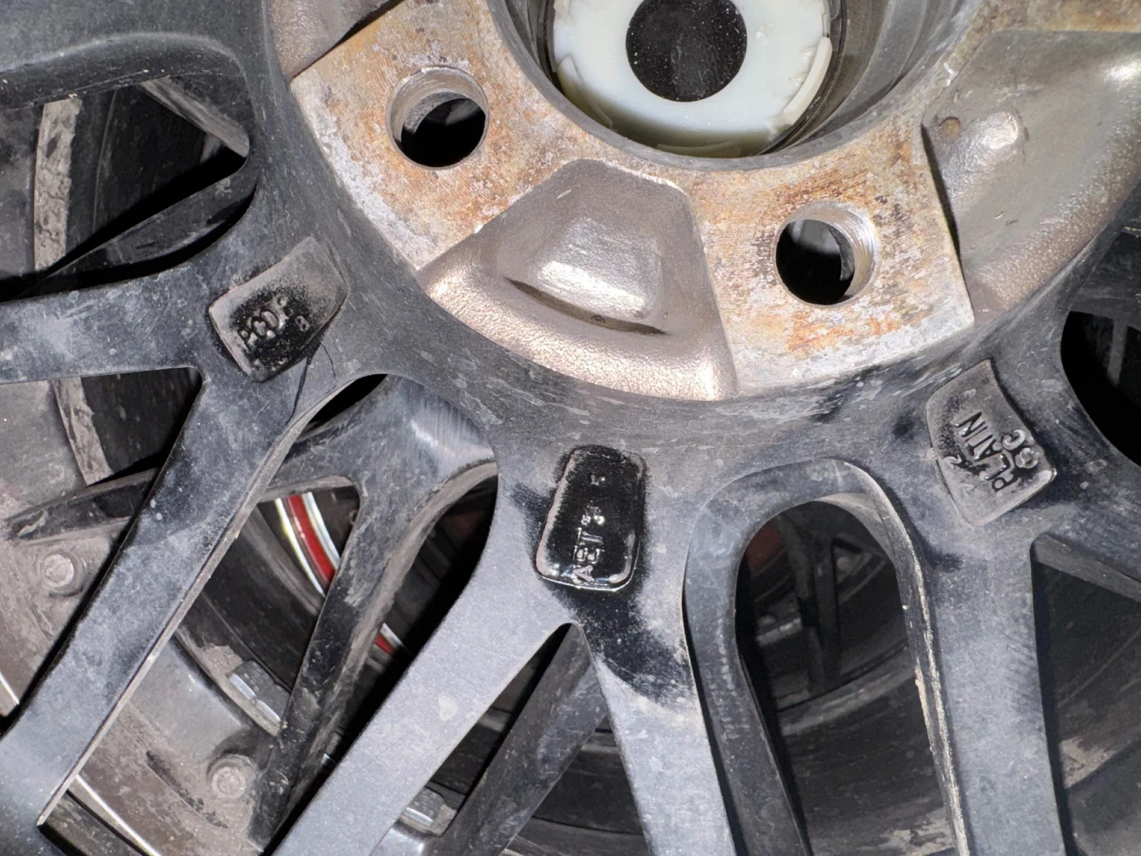 ���� � ������ 225/50R18 | Mobile.bg � ����������� 11