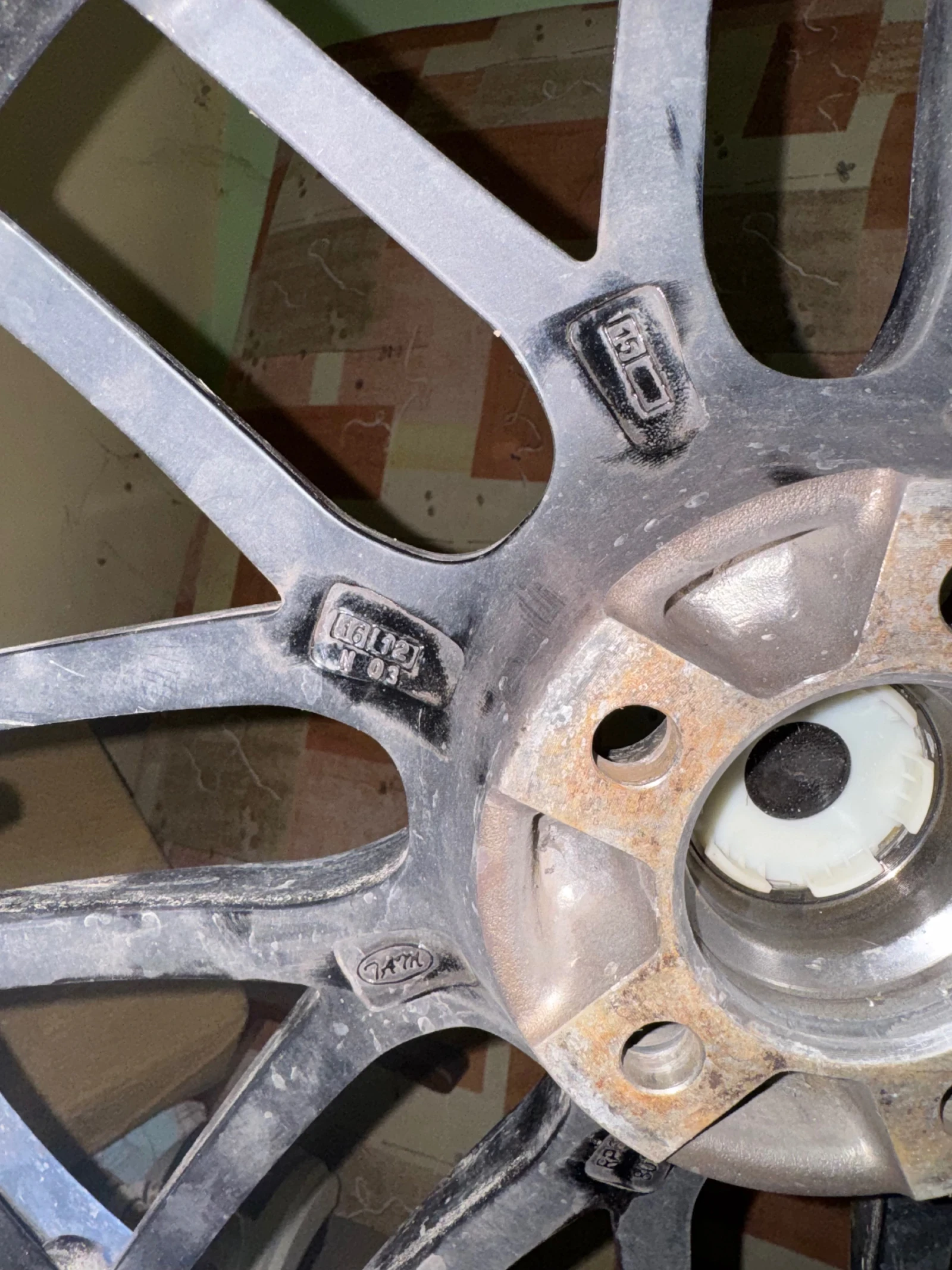 ���� � ������ 225/50R18 | Mobile.bg � ����������� 9