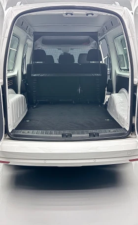 VW Caddy MAXI 150к.с. Bi-Xenon ДИСТРОНИК НАВИГАЦИЯ , снимка 17