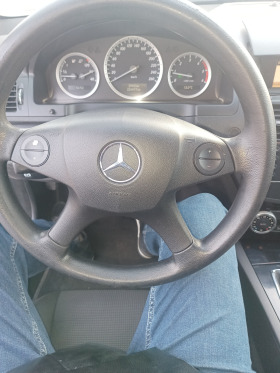 Mercedes-Benz C 200 136 hp, снимка 13