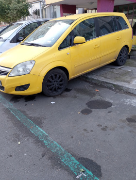 Opel Zafira, снимка 3 - Автомобили и джипове - 44694756