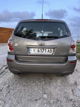 Toyota Corolla verso 2.2 diesel, снимка 3