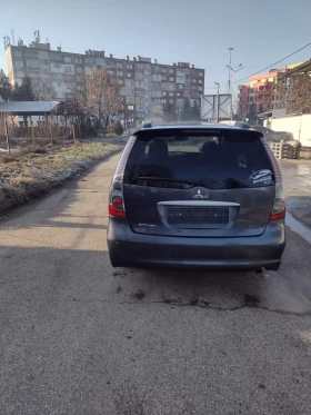 Mitsubishi Grandis 2.4, снимка 5