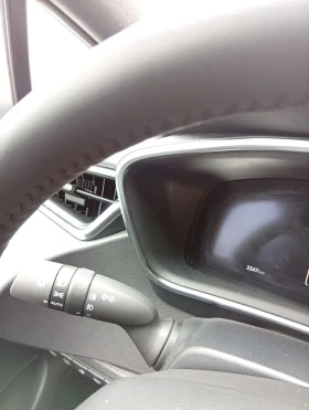 Toyota Corolla 2024 3350km! HYBRID 1.8i , TEAM D edition | Mobile.bg    9