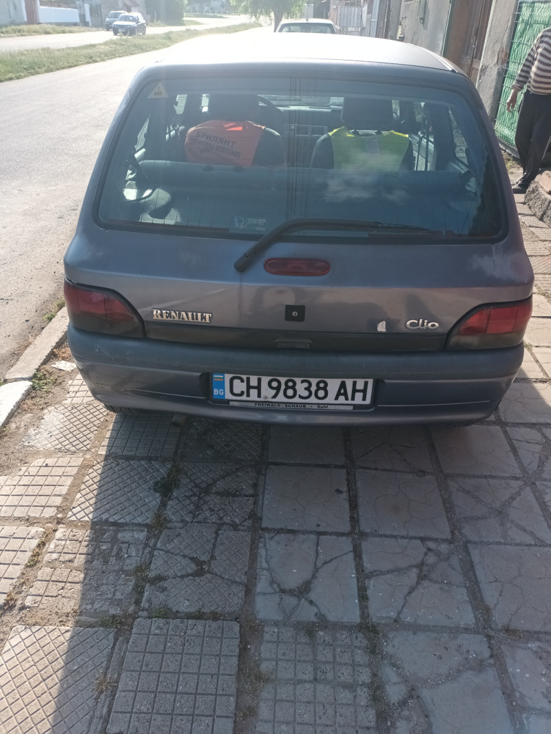 Renault Clio 1.4 / 55 к.с., снимка 3 - Автомобили и джипове - 45998181