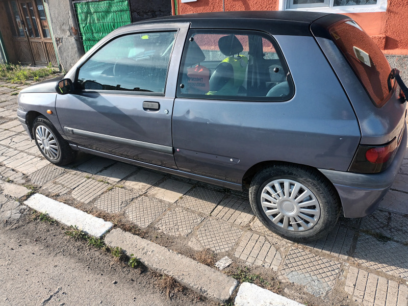 Renault Clio 1.4 / 55 к.с., снимка 2 - Автомобили и джипове - 45998181
