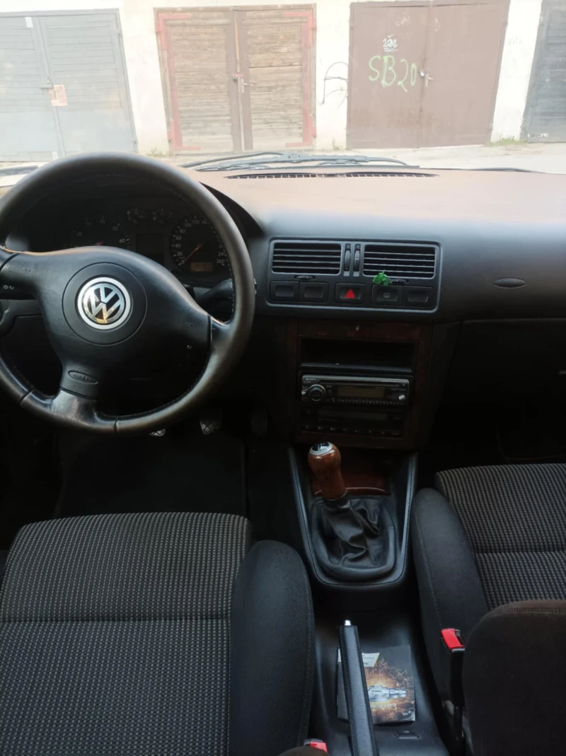 VW Bora, снимка 9 - Автомобили и джипове - 47719262