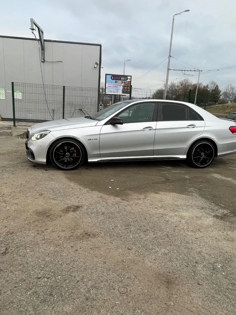 Mercedes-Benz E 350, снимка 2 - Автомобили и джипове - 48226326