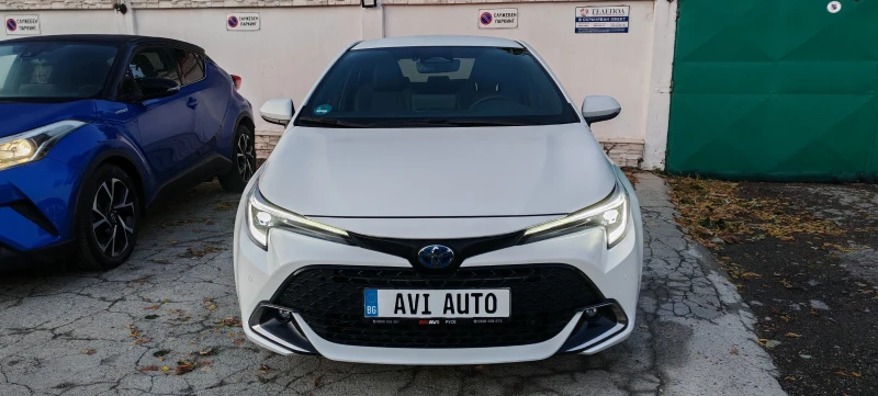 Toyota Corolla 2024г 3390км HYBRID 1.8i АВТОМАТ, TEAM D Edition
