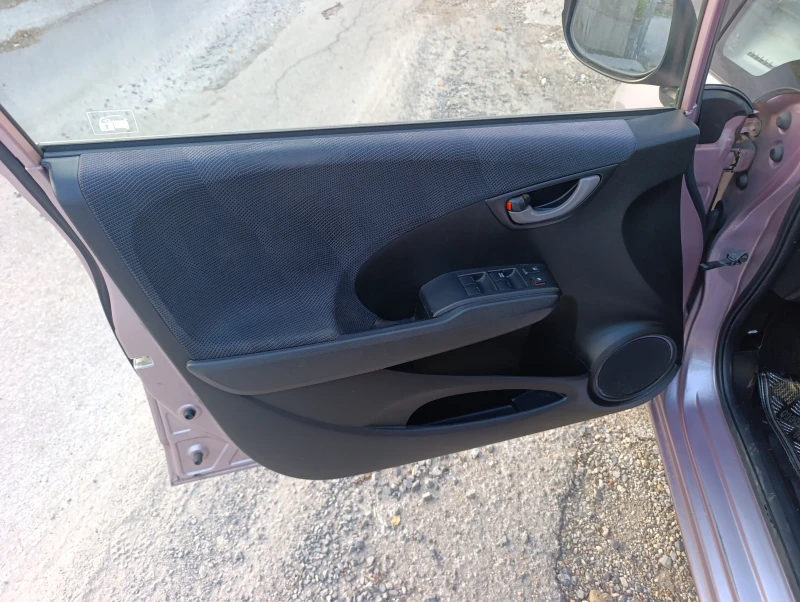 Honda Jazz Топ цена , снимка 6 - Автомобили и джипове - 52113263