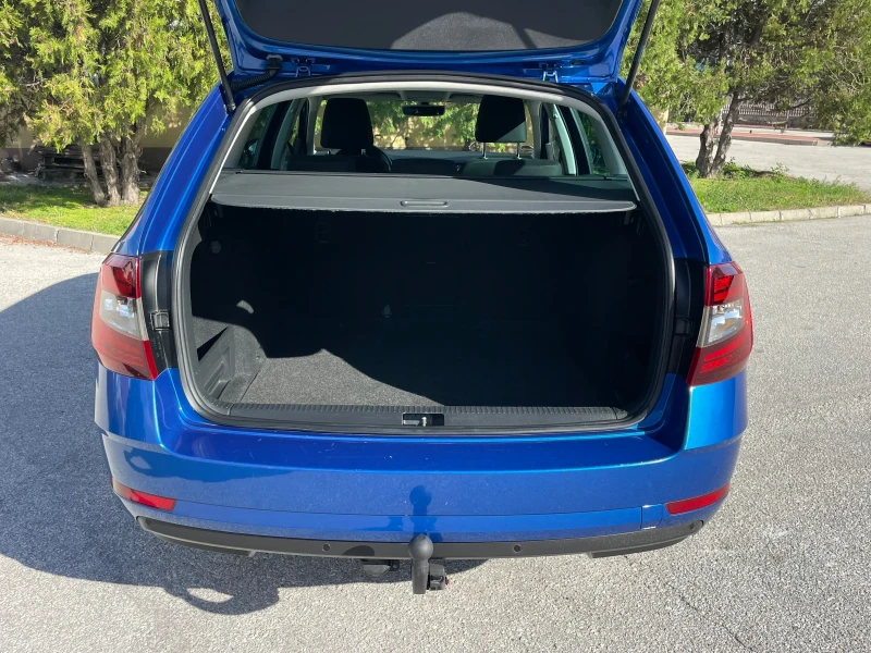 Skoda Octavia 2.0TDI 150к.с. SPORTLINE ГЕРМАНИЯ, снимка 4 - Автомобили и джипове - 52191934