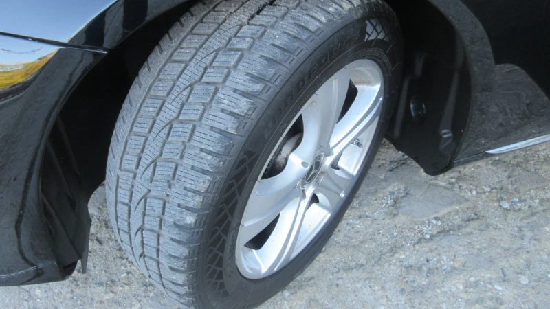 Mercedes-Benz E 220 CDI-194HP, снимка 17 - Автомобили и джипове - 52378075