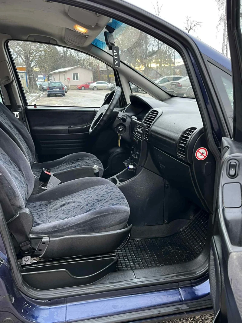 Opel Zafira 2.0 dizel 101kc, снимка 6 - Автомобили и джипове - 53054160