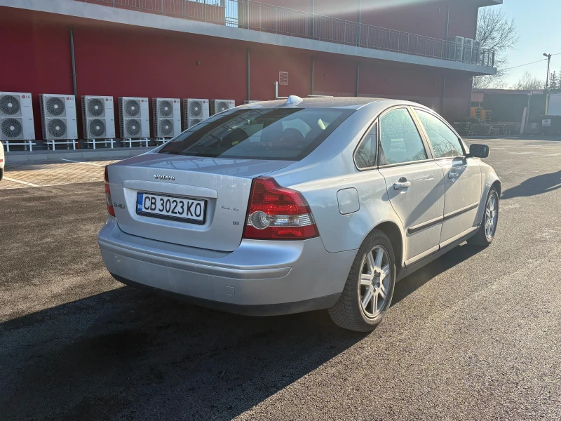 Volvo S40, снимка 4 - Автомобили и джипове - 53135364