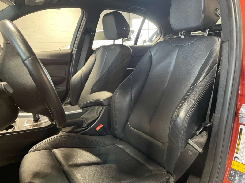 BMW 330 * xDrive SA * CARFAX * ЦЕНА ДО БГ, снимка 10 - Автомобили и джипове - 53236064