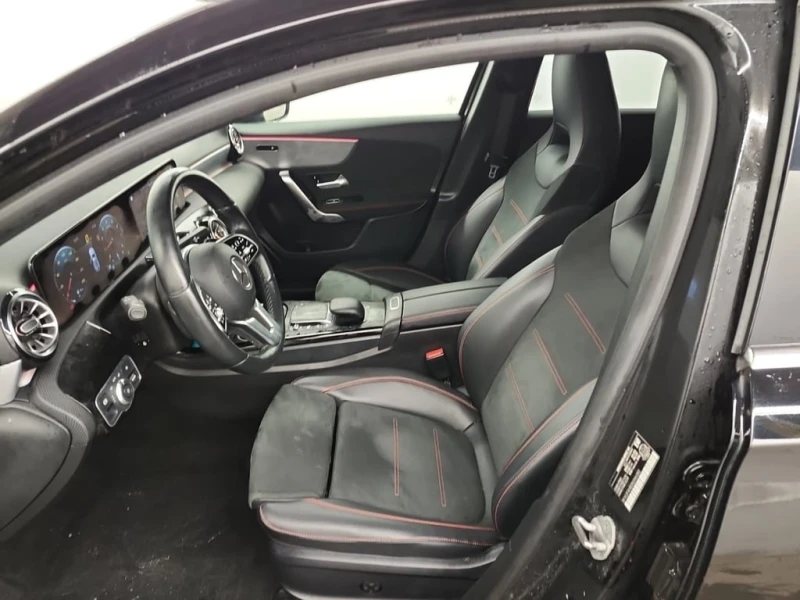 Mercedes-Benz A 250 / 360 / PANO / PODGREV / CARFAX, снимка 9 - Автомобили и джипове - 53248080