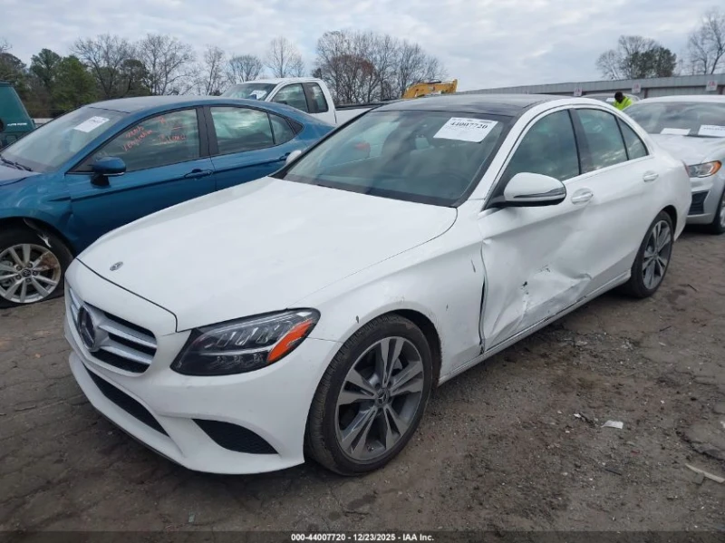 Mercedes-Benz C 300 2l Sedan, снимка 2 - Автомобили и джипове - 53577533