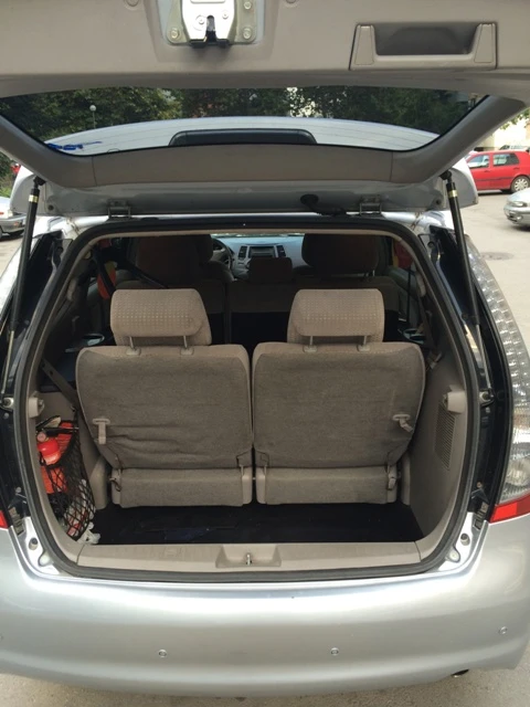 Mitsubishi Grandis 2.4 MIVEC, снимка 16 - Автомобили и джипове - 56019293