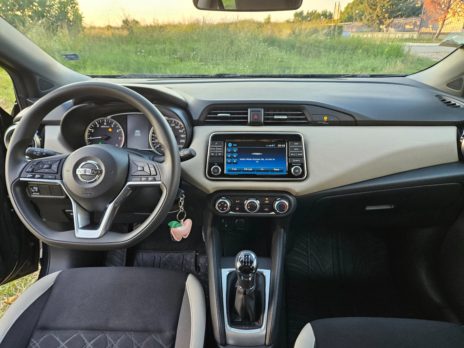 Nissan Micra 1.0  EURO6 - изображение 7