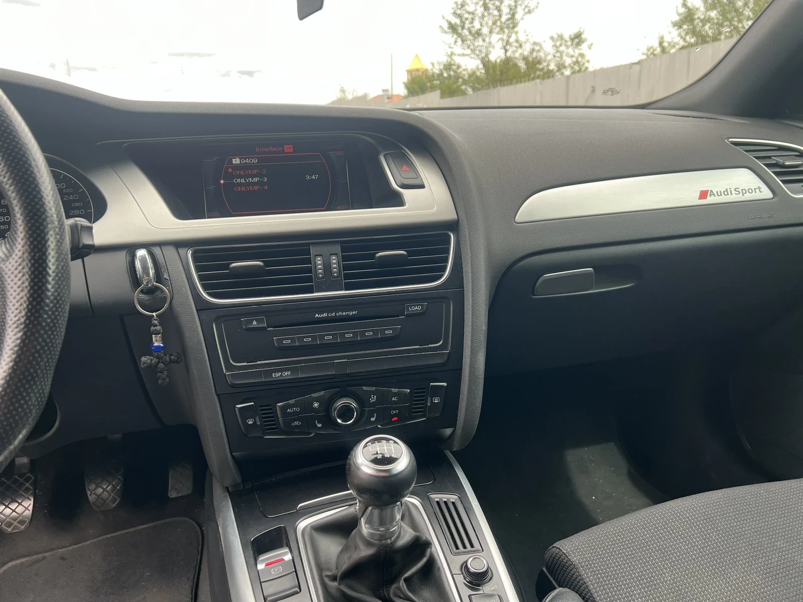 Audi A4 2.0 s-line avant - изображение 7