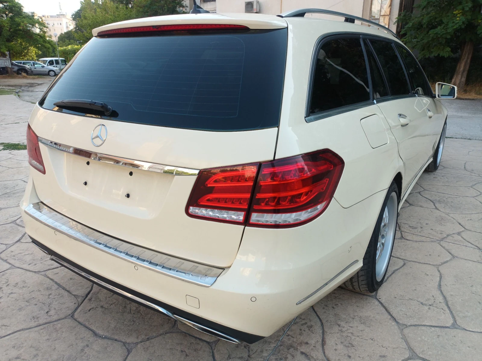 Mercedes-Benz E 200 2.2 | Mobile.bg   9